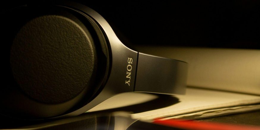 Bezdrátová sluchátka Sony