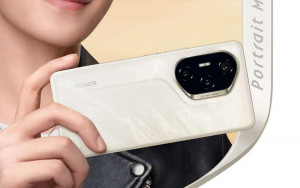 Smartphone Honor 300 Pro v bílé barvě