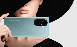 Smartphone Honor 200 na oficiálním snímku