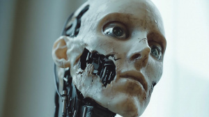 Rozbitý robot vygenerovaný umělou inteligencí (ilustrační obrázek)a