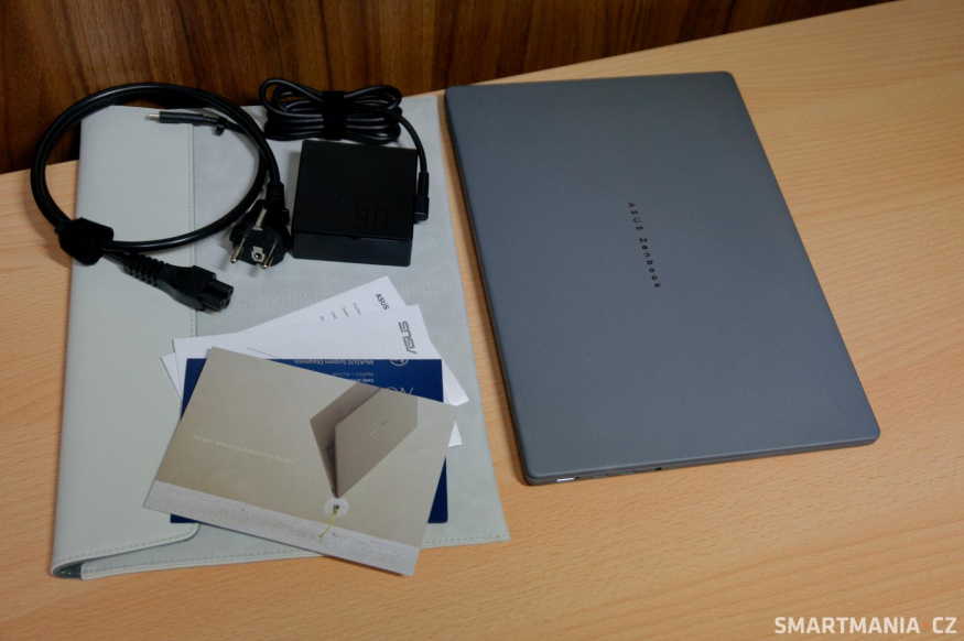 Asus Zenbook A14 obsah balení