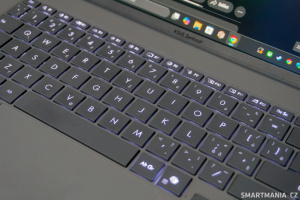 Podsvícená klávesnice u notebooku Asus Zenbook A14