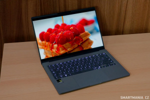 Asus Zenbook A14 využívá OLED displej