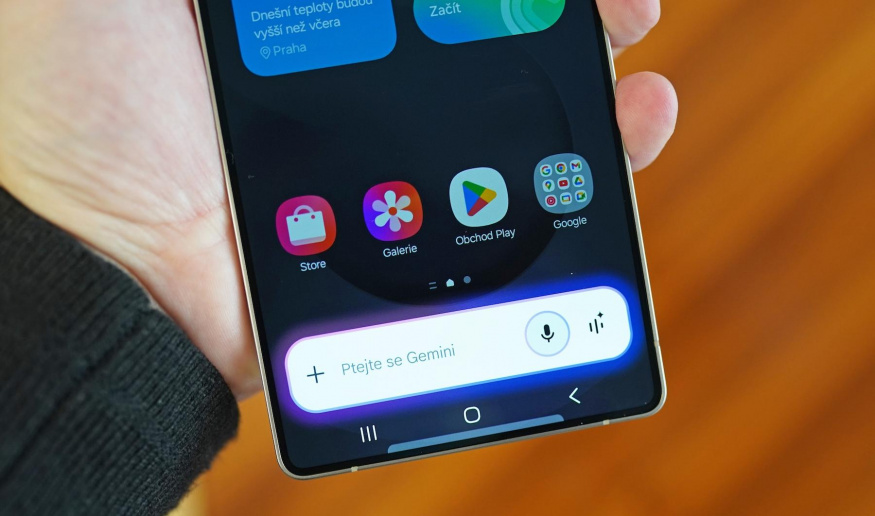 Galaxy S25 UlaUmělá inteligence Galaxy AI/Gemini AI na Samsungu Galaxy S25 Ultratra Galaxy Ai Gemini Umělá inteligence Galaxy AI/Gemini AI na Samsungu Galaxy S25 Ultra