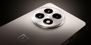Chytrý telefon OnePlus 13