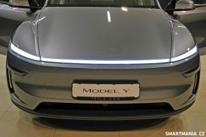 Tesla Model Y (Juniper) naživo