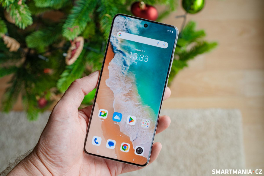 Vivo X200 Pro v ruce redaktora