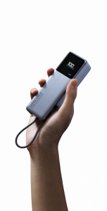 Xiaomi 165w Power Bank 10000 Integrated Cable Design1 768x1522