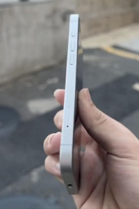 iPhone SE 4 na snímcích z videa