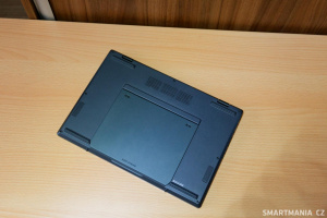 Spodní strana u Asus Zenbook Duo