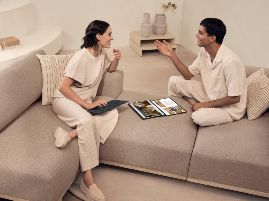 Asus Zenbook Duo (2025)