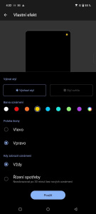 Specialitkou Asusu je imitace notifikační diody