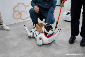 Robotický pes od China Mobile