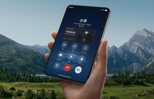 Huawei Pura X v rozevřeném stavu