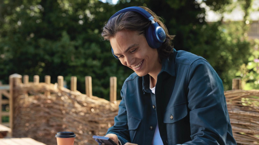 Sluchátka JBL Live 770NC s True Adaptive Noise Cancelling Sluchátka JBL Live 770NC s True Adaptive Noise Cancelling