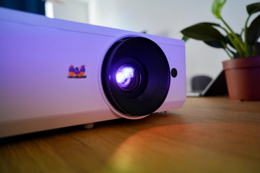 Projektor Viewsonic PX704HD