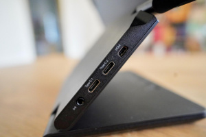 Přenosný monitor Viewsonic VP16 OLED