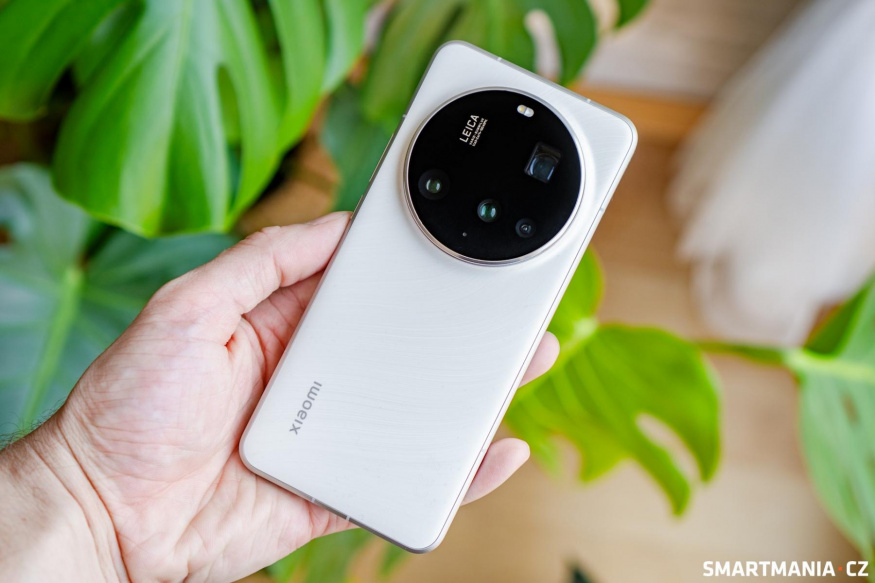 Xiaomi 15 Ultra v ruce redaktora