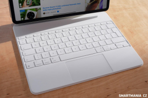 iPad Air M3 v pouzdru s Magic Keyboard