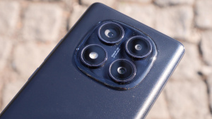 Modul s fotoaparáty u Redmi Note 14 Pro
