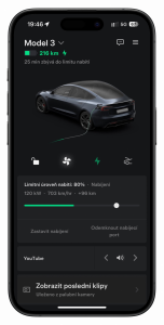 Screenshot z mobilní aplikace Tesla