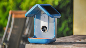 Bird Buddy Pro Solar: stylové chytré krmítko