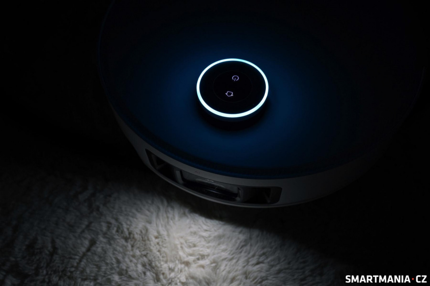 Dreame X50 Ultra disponuje přisvětlovací diodou