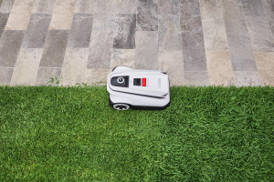 Robotická sekačka Ecovacs Goat A3000