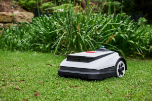 Robotická sekačka Ecovacs Goat A3000