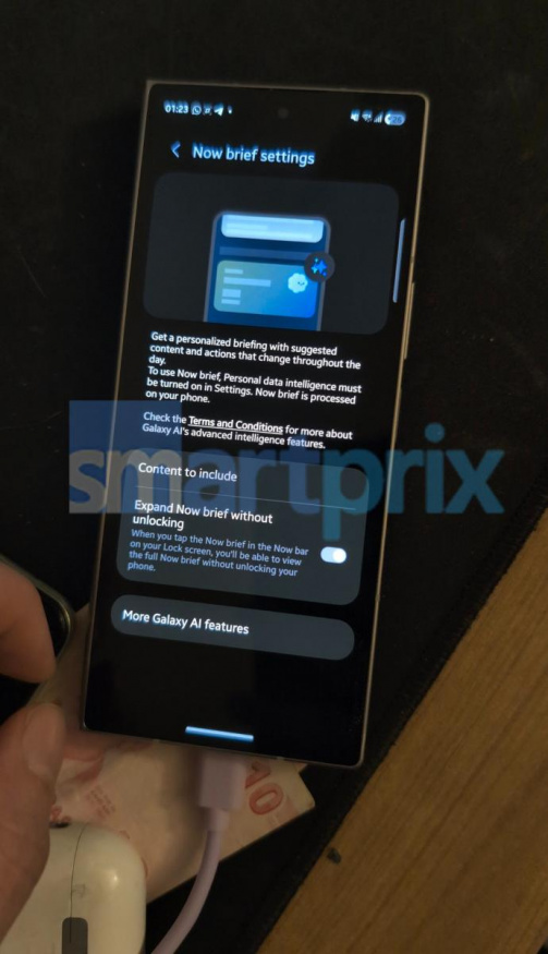 Obrázky z prostředí One UI 8