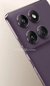 Motorola Edge 60 ve fialové barvě