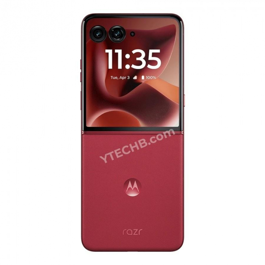 Motorola Razr 60 Ultra v červené barvě