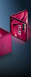 Motorola Razr 60 Ultra na propagačním snímku