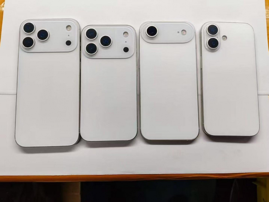 Makety celé řady telefonů iPhone 17 Makety celé řady telefonů iPhone 17