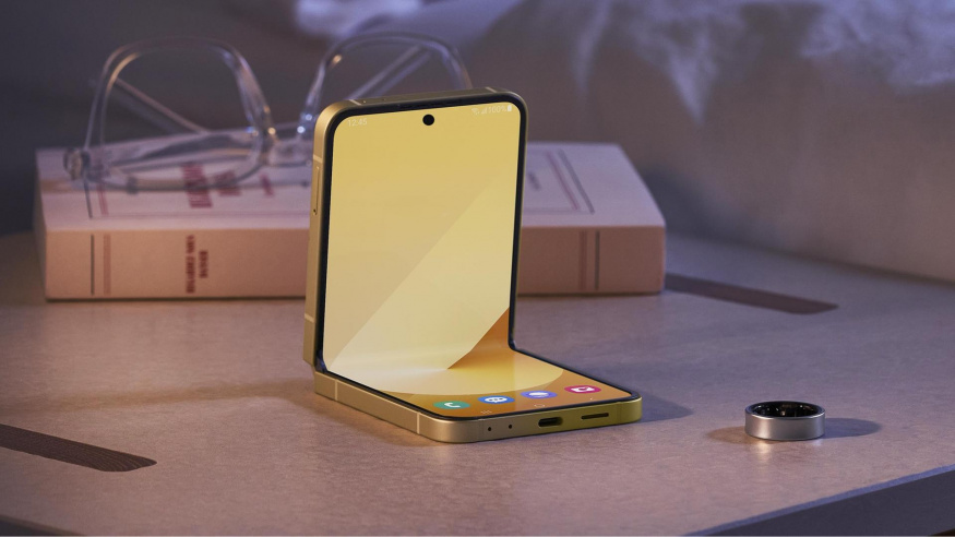 Skládačka Samsung Galaxy Z Flip 6