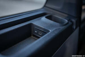 USB-C porty najdete v autě úplně všude, podporují PowerDelivery