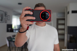 Xiaomi 15 Ultra a Camera grip