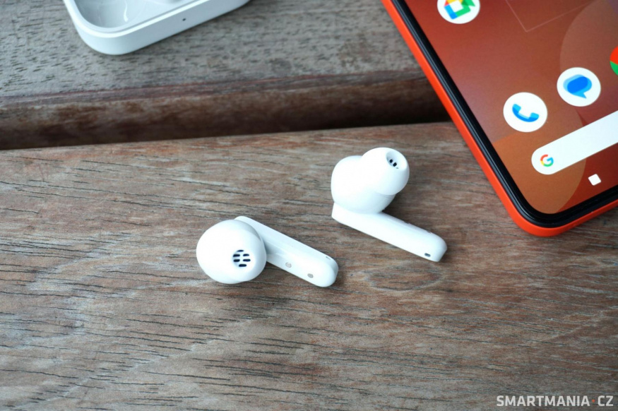 True wireless sluchátka CMF Buds 2 Plus
