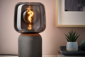 Symfonisk lampa s reproduktorem