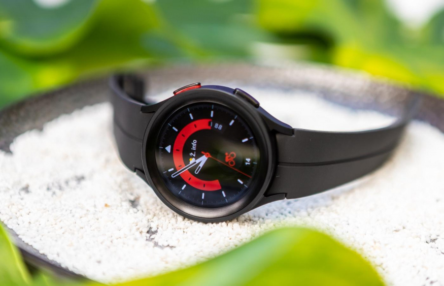 Chytré hodinky Samsung Galaxy Watch 5 Pro