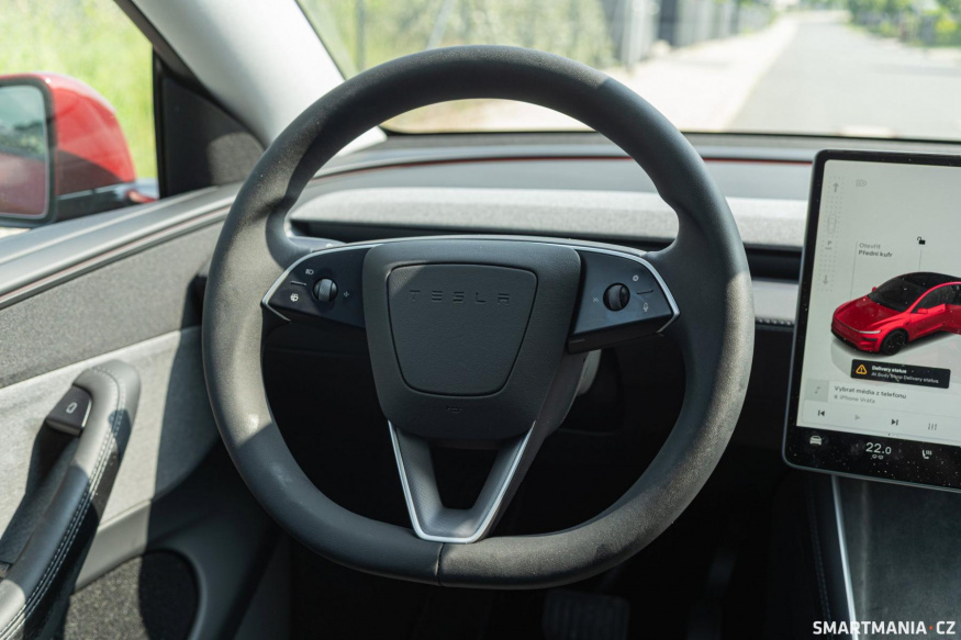 Když autopilotu sáhnete do řízení, vypne se