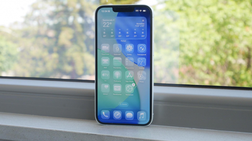 Skleněný design v iOS 26