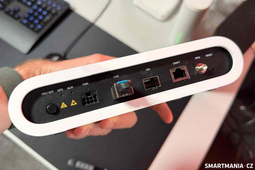 Jde o zařízení pro distribuci optického signálu díky 25G PON
