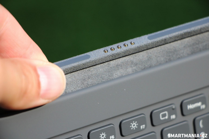 Klávesnice k Microsoft Surface Pro 12