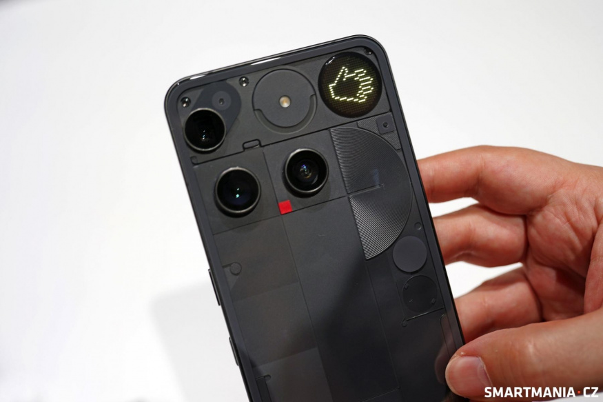 Nothing Phone (3): Glyph Matrix
