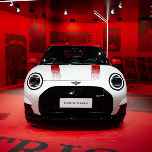 P90596376 Highres Mini John Cooper Wor