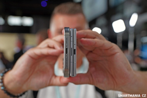 Galaxy Z Fold 7 vs. iPhone 16 Pro Max
