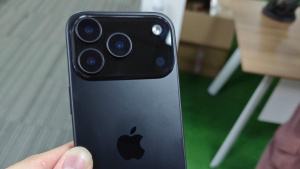 Maketa chytrého telefonu iPhone 17 Pro