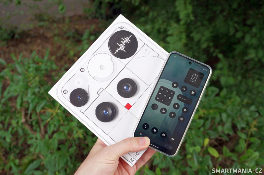 Možná není Nothing Phone (3) úplná vlajkovka, ale v průběhu recenze jsem mu to odpustil