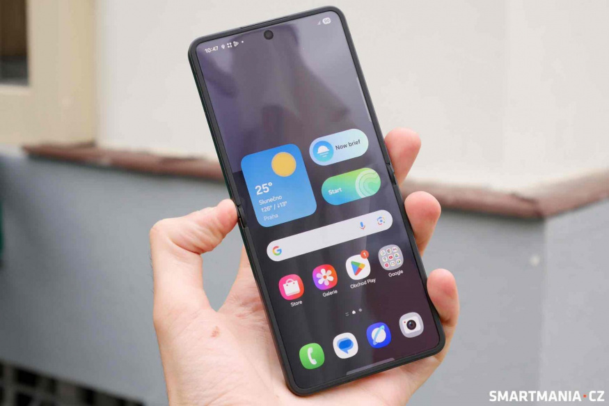 Systém vypadá stejně, ale jde o nový One UI 8.0